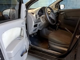 FIAT GRAND SIENA ESSENCE 1.6 Porta e interior motorista