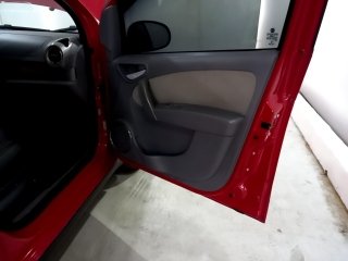 FIAT GRAND SIENA ESSENCE 1.6 Porta e interior passageiro