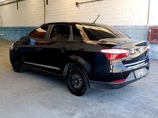 FIAT GRAND SIENA ESSENCE 1.6 Traseira Motorista