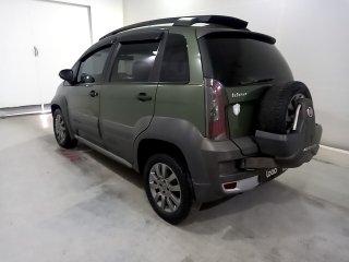 FIAT IDEA ADVENTURE 1.8 Traseira Motorista