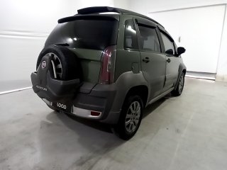 FIAT IDEA ADVENTURE 1.8 Traseira Passageiro