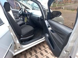 FIAT IDEA ESSENCE 1.6 Porta e interior passageiro