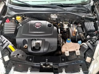 FIAT LINEA LX 1.9 DUAL Motor