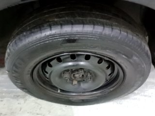 FIAT PALIO ELX FLEX Pneu dianteiro dir.