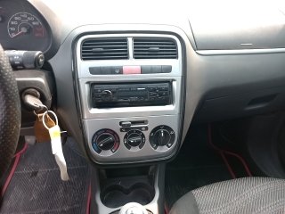 FIAT PUNTO 1.4 ATTRACTIVE 8V FLEX 4P MANUAL Kit multimídia