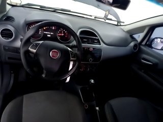 FIAT PUNTO ATTRACTIVE 1.4 4p Painel completo