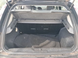 FIAT PUNTO ATTRACTIVE Porta malas