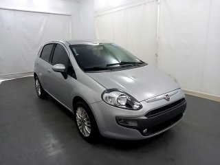FIAT PUNTO ESSENCE 1.6 Frente Passageiro