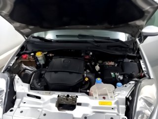FIAT PUNTO ESSENCE 1.6 Motor