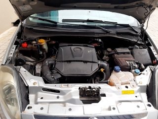 FIAT PUNTO ESSENCE 1.6 Motor