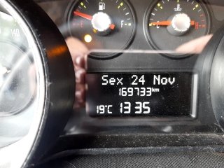 FIAT PUNTO ESSENCE 1.6 Painel KM