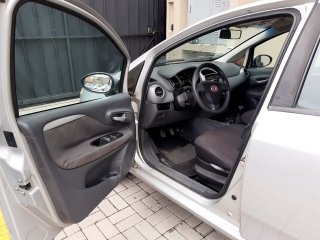 FIAT PUNTO ESSENCE 1.6 Porta e interior motorista