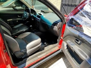 FIAT STRADA ADVENTURE CD Porta e interior passageiro