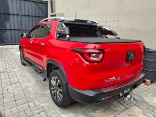 FIAT TORO 2.0 16V TURBO DIESEL RANCH 4WD AT9 Traseira Motorista