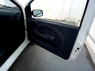 FIAT UNO FURGAO 1.0 FLEX Porta e interior passageiro