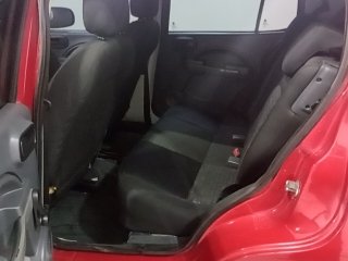 FIAT UNO VIVACE 1.0 Bancos traseiros