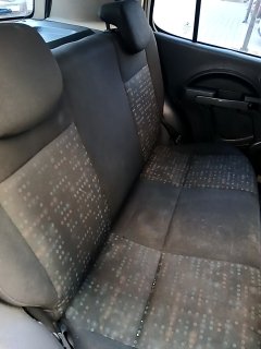 FIAT UNO VIVACE 1.0 Bancos traseiros