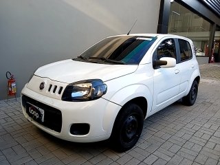 FIAT UNO VIVACE 1.0 Frente Motorista
