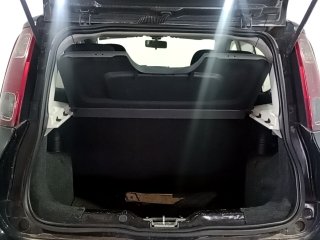 FIAT UNO VIVACE 1.0 Porta malas