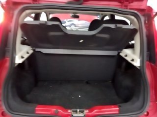 FIAT UNO VIVACE 1.0 Porta malas
