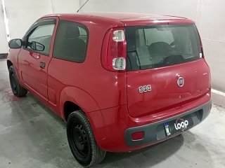 FIAT UNO VIVACE 1.0 Traseira Motorista