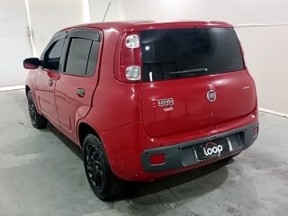 FIAT UNO VIVACE 1.0 Traseira Motorista