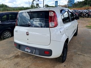 FIAT UNO VIVACE 1.0 Traseira Passageiro