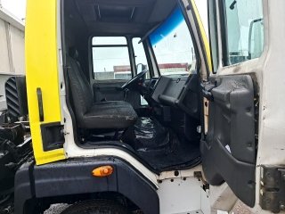 FORD CARGO 816 E/816 S Turbo 2p (diesel)(E5)  Porta e interior passageiro