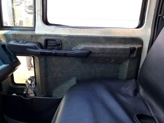 FORD CARGO 816 E/816 S Turbo 2p (diesel)(E5)  Porta e interior passageiro