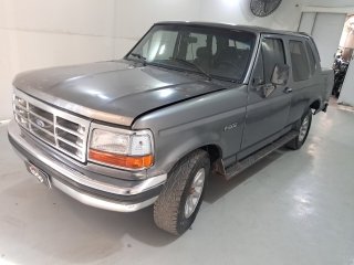 FORD F1000 HSD XL Frente Motorista
