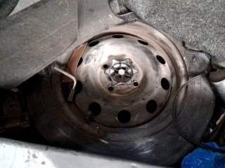 FORD FIESTA FLEX Estepe