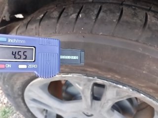 FORD FIESTA HA 1.6L SE A Pneu traseiro dir.