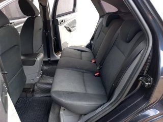 FORD FOCUS 2.0L FC Bancos traseiros