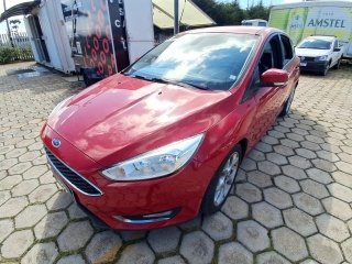FORD FOCUS SE AT 2.0HC Frente Motorista