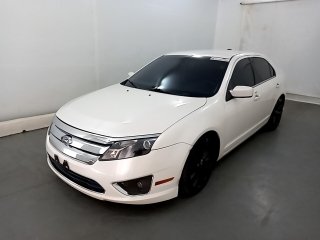 FORD FUSION 2.5 4p Frente Motorista