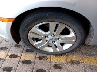 FORD FUSION Pneu dianteiro esq.