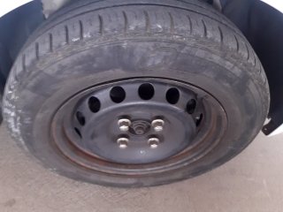 FORD KA SE 1.0 HA B Pneu dianteiro dir.