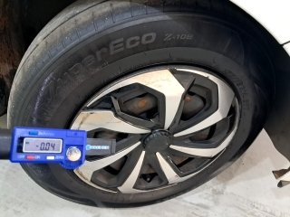 FORD KA SE 1.0 SD C Pneu dianteiro dir.