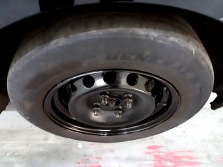 FORD KA SE 1.0 SD C Pneu dianteiro dir.