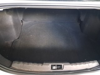FORD KA SE 1.0 SD C Porta malas