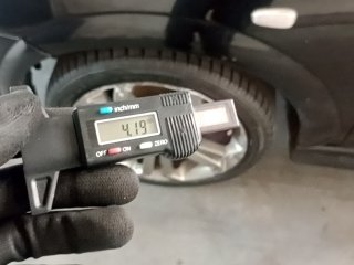 GM ASTRA HB 4P ADVANTAGE Pneu dianteiro esq.