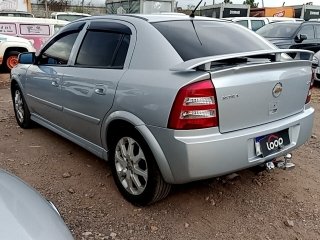 GM ASTRA HB 4P ADVANTAGE Traseira Motorista