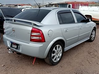 GM ASTRA HB 4P ADVANTAGE Traseira Passageiro
