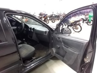 GM CELTA 4P SPIRIT Porta e interior passageiro
