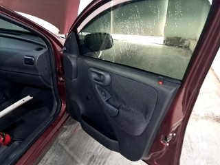 GM CORSA SEDAN MAXX Porta e interior passageiro