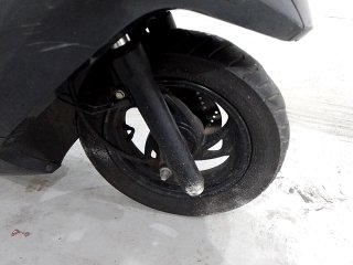 HAOJUE LINDY 125 Pneu dianteiro dir.