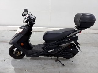 HAOJUE LINDY 125 Porta e interior motorista