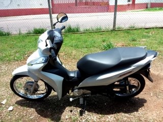 HONDA BIZ 110I Porta e interior motorista