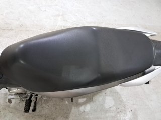 HONDA BIZ 125 Bancos traseiros