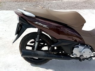 HONDA BIZ 125 Pneu dianteiro dir.